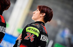 Иларион Ковальский: в прошлом году делали прически, в этом — решили вместе покрасить волосы в цвет клубной символики.